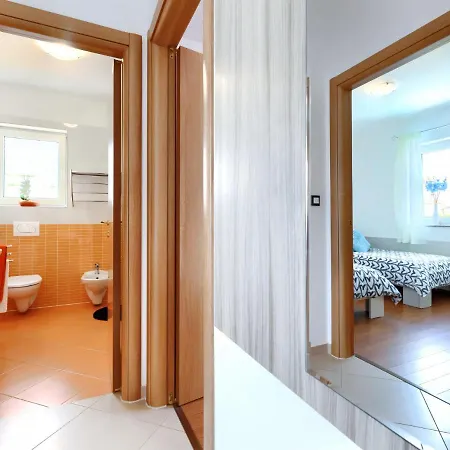 Dom wakacyjny Vesna By Interhome *