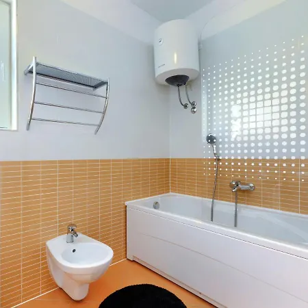 Dom wakacyjny Vesna By Interhome Pula