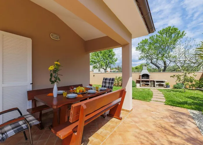 Vesna By Interhome Feriehus